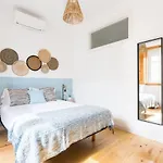 Appartement Feel Home in this Stunning Renovated Nest in Graça