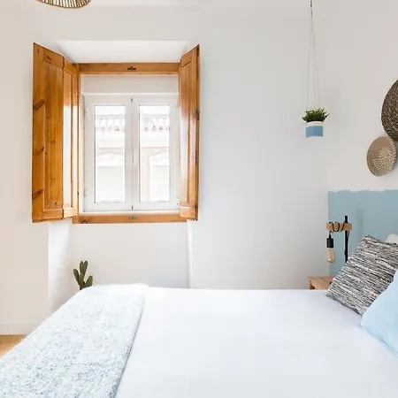 Feel In Stunning Renovated Nest In Graca *