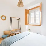 Quiet Graca 2-Br Near The Iconic Tram 28 By Nestatlisbon Appartamento *